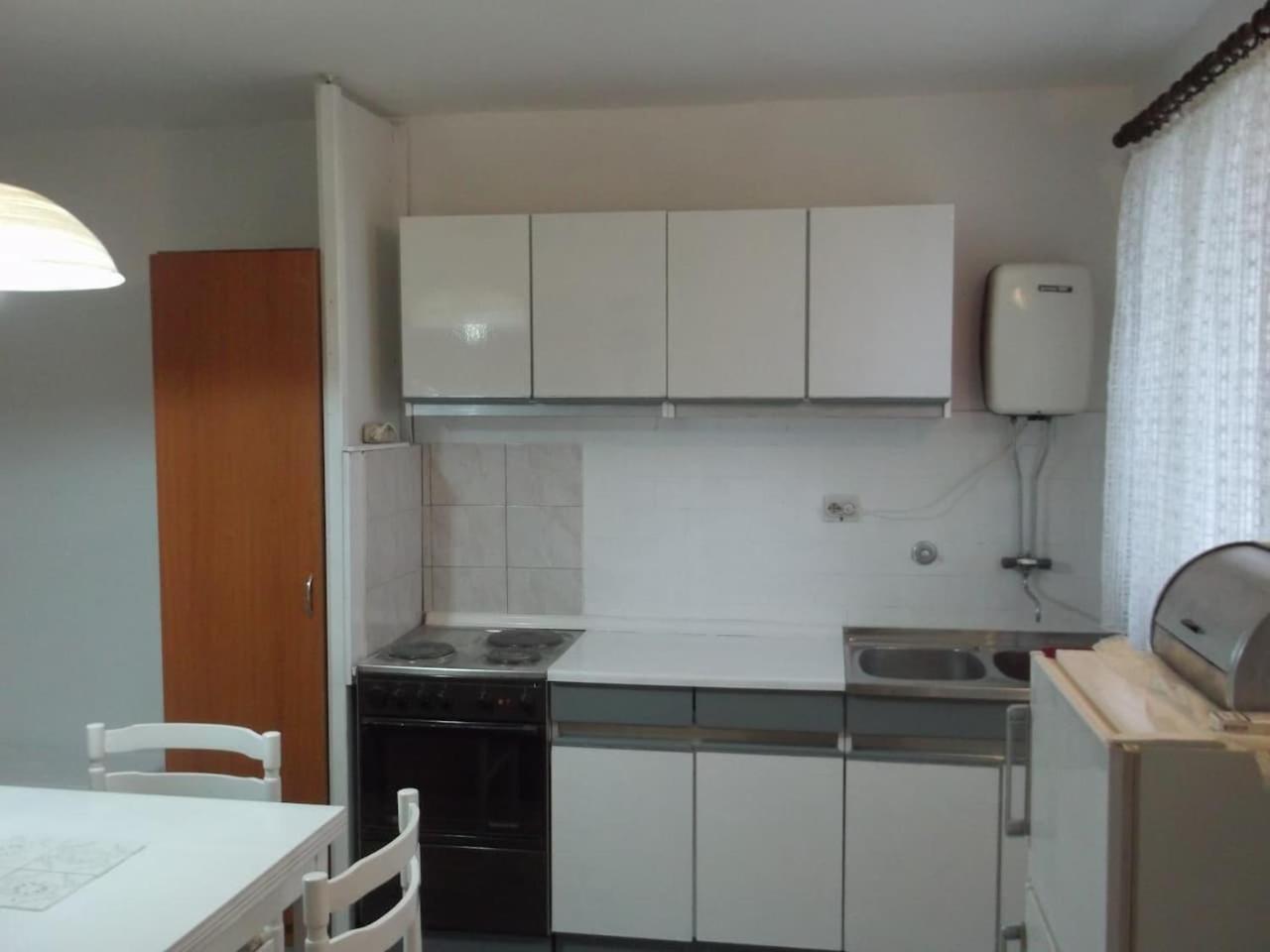 Apartmani Srecko Primošten Habitación foto