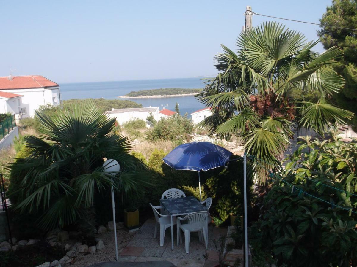 Apartmani Srecko Primošten Exterior foto