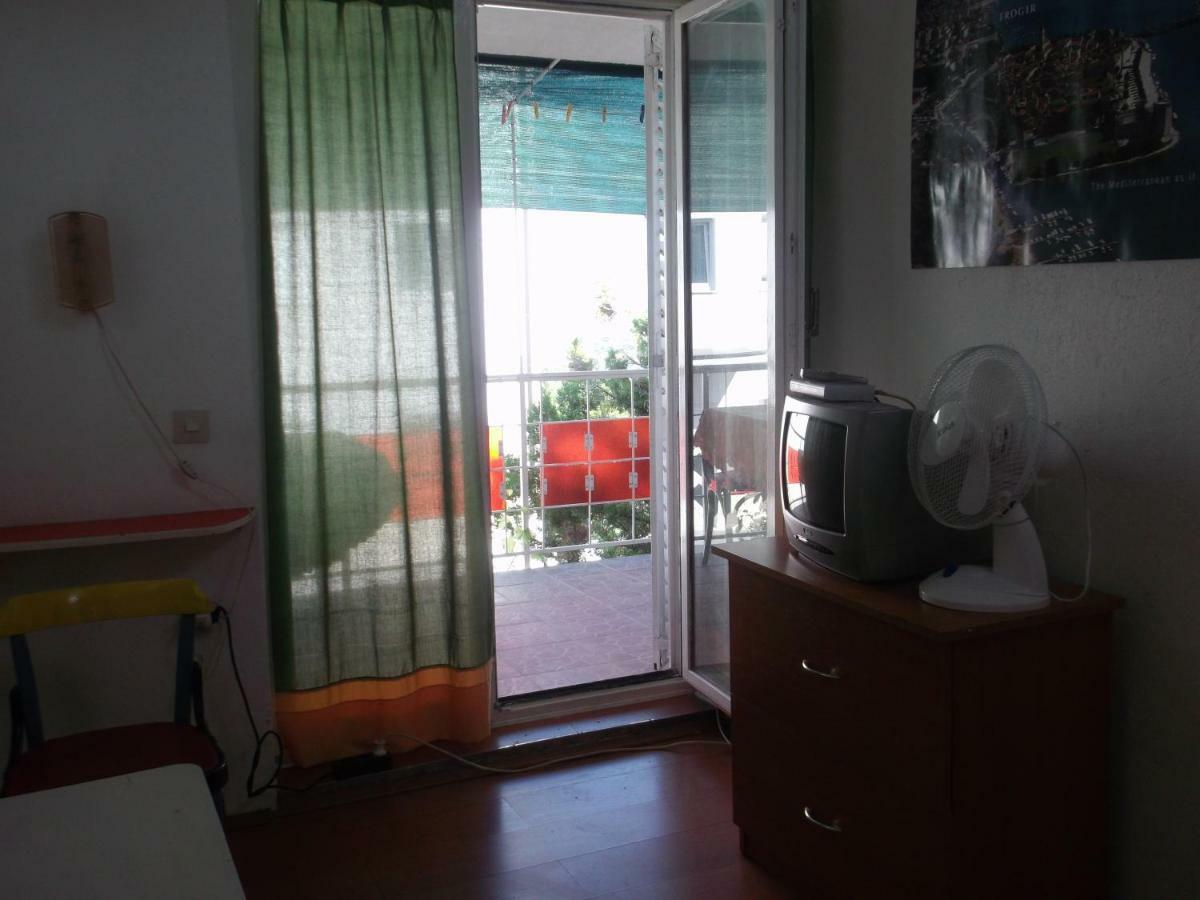 Apartmani Srecko Primošten Exterior foto