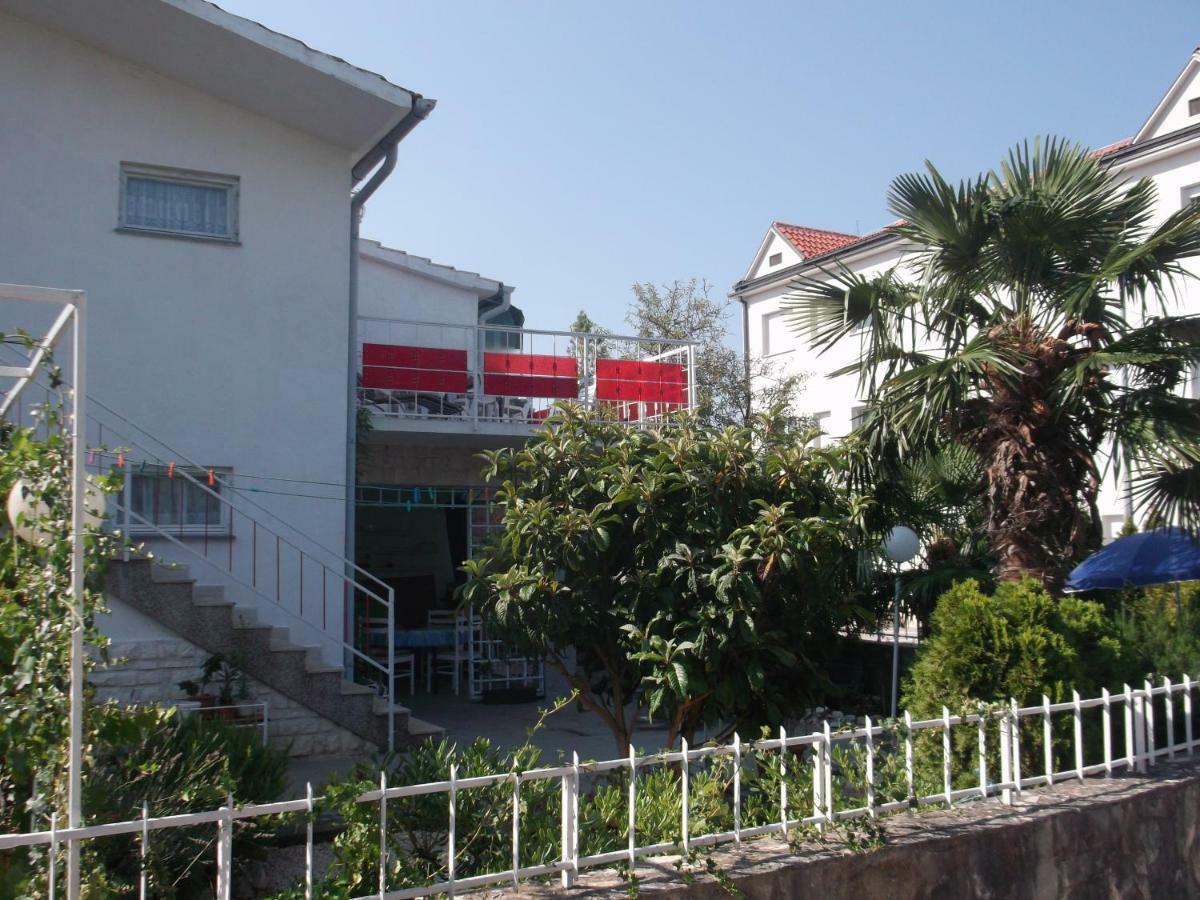Apartmani Srecko Primošten Exterior foto